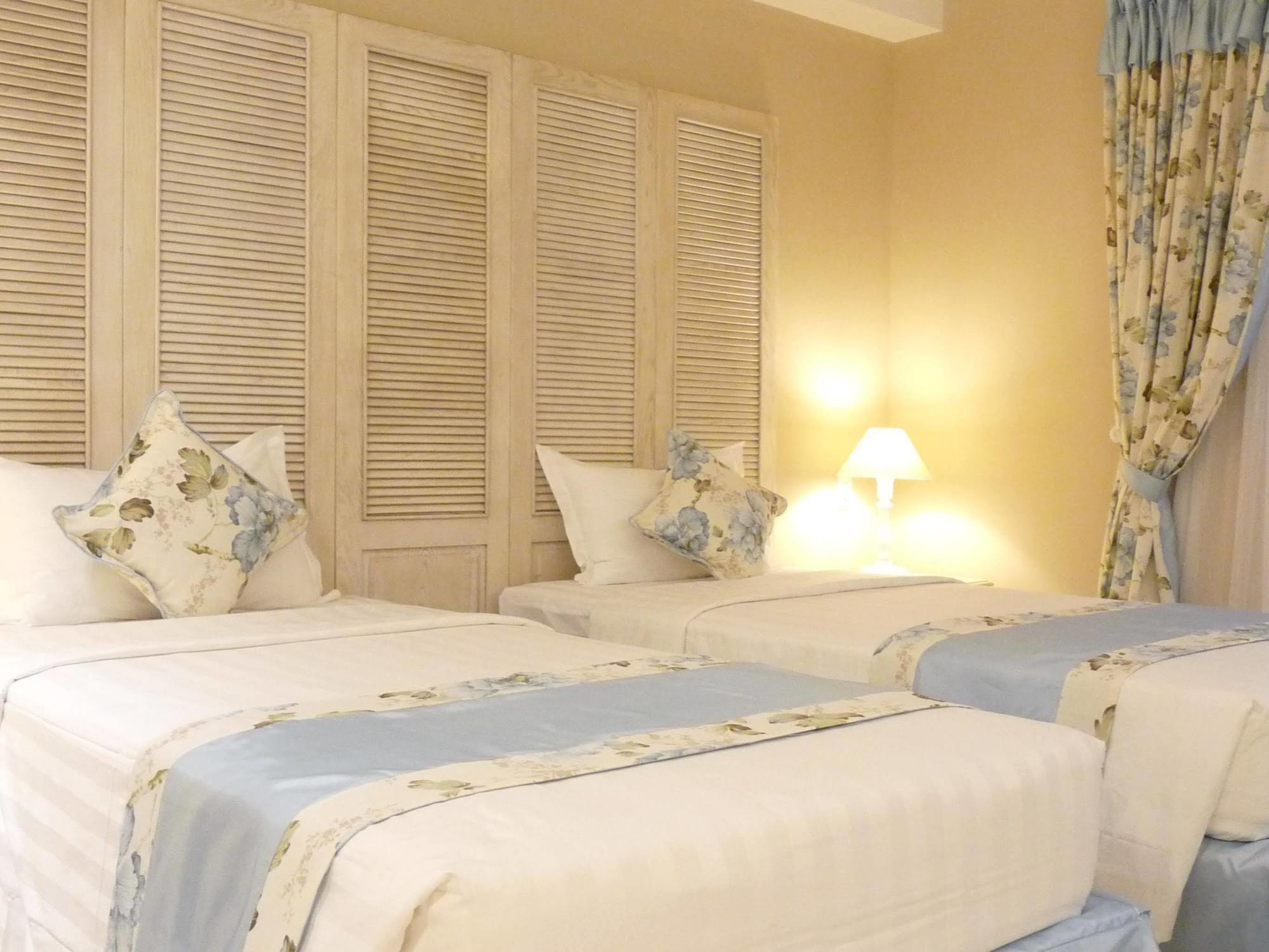 Hotel L'Odeon Phu My Hung Ho Chi Minh Zewnętrze zdjęcie